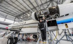 Aviónica y mecánica aeronáutica